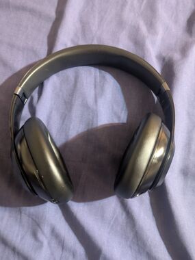 Beats by Dr. Dre Studio Pro Wireless Bluetooth Noise Cancelling Headphones Black